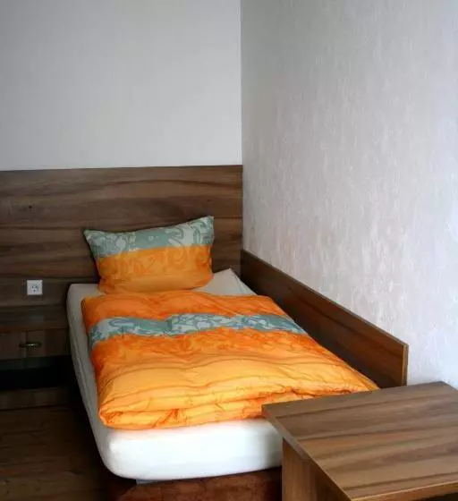 هتل Zur Heidquelle