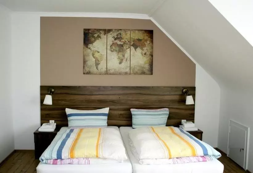 هتل Zur Heidquelle