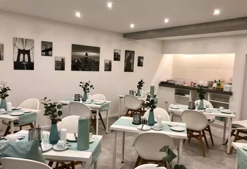 Liberty Hotel Cologne