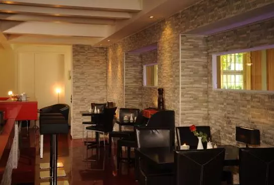 בית מלון כפרי Business Rosenau