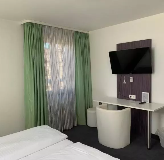 Eisberg Hotel Schwanen