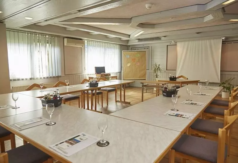 Flair Hotel Weinstube Lochner