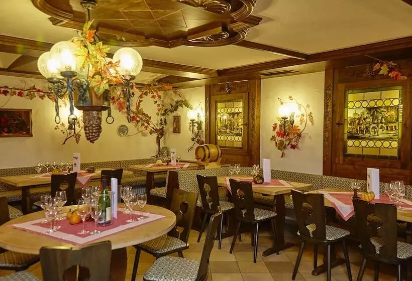 Flair Hotel Weinstube Lochner