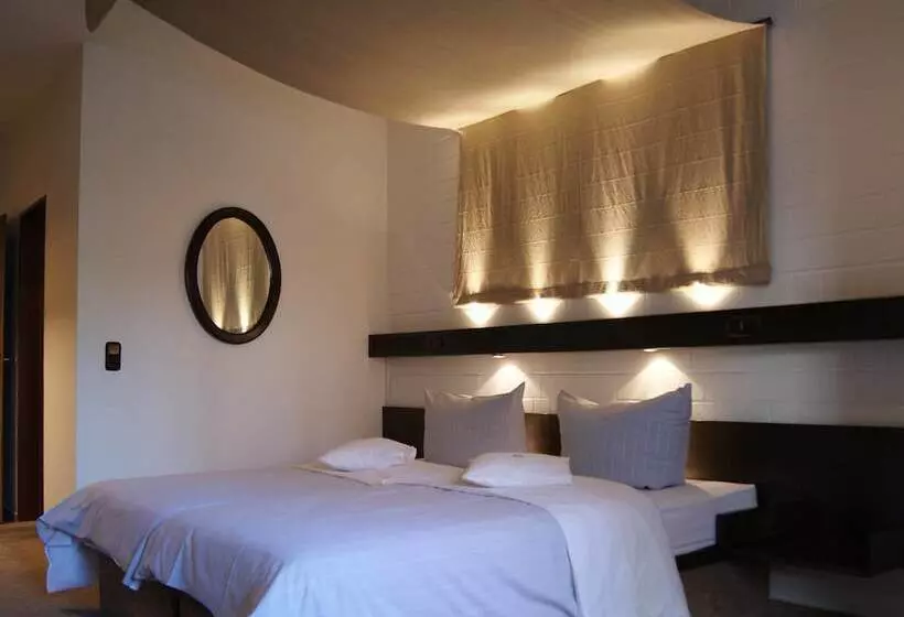 Отель Lindenhof