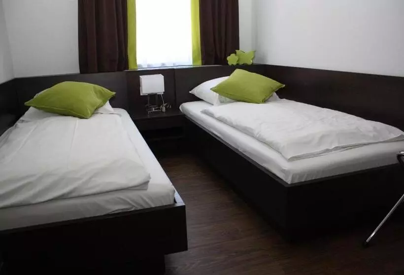 Отель Schwan Das Gästehaus Ilse