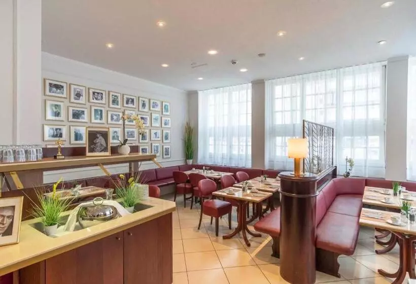 호텔 Starapart Hansa