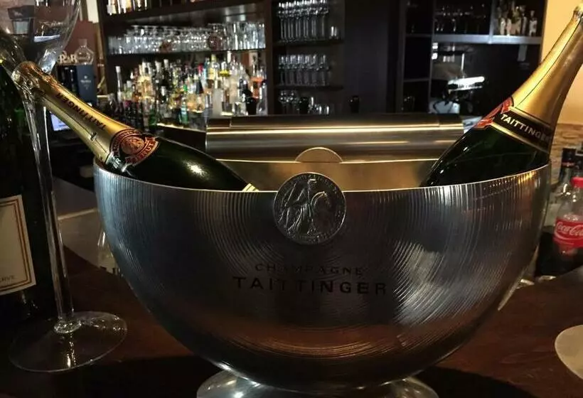 בית מלון כפרי Rhein Wagner