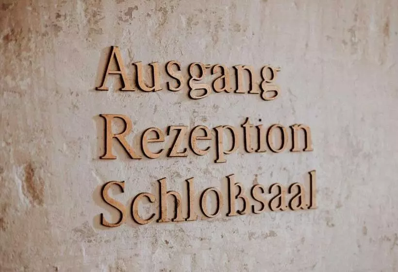ホテル Schloss Liebenstein