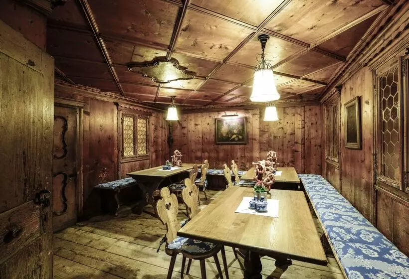 Отель Bayerischer Hof