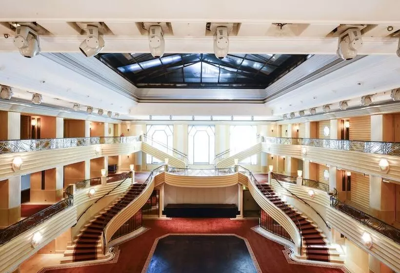 Отель Bayerischer Hof