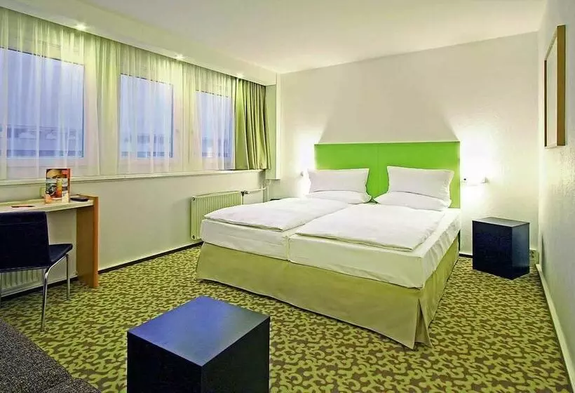 בית מלון כפרי Ibis Dresden Koenigstein