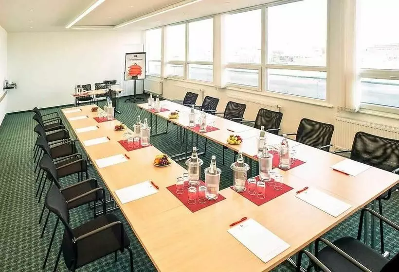 בית מלון כפרי Ibis Dresden Koenigstein