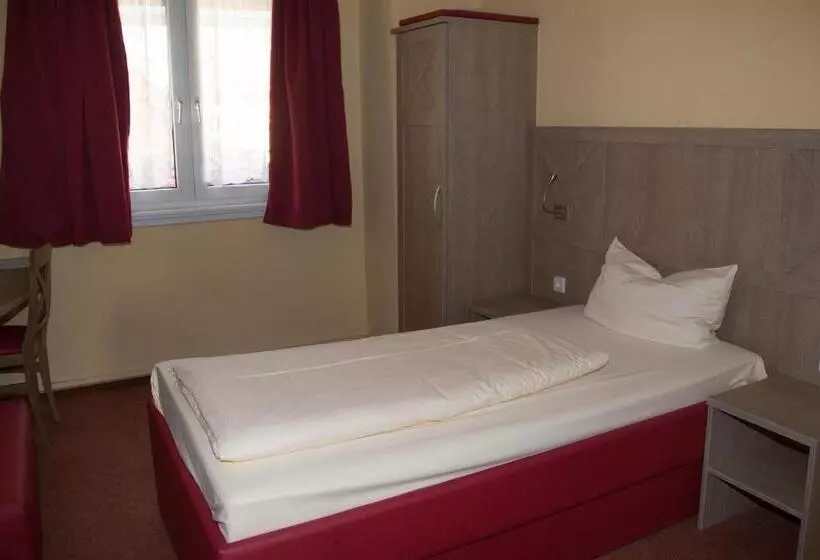 בית מלון כפרי Restaurant Löwen