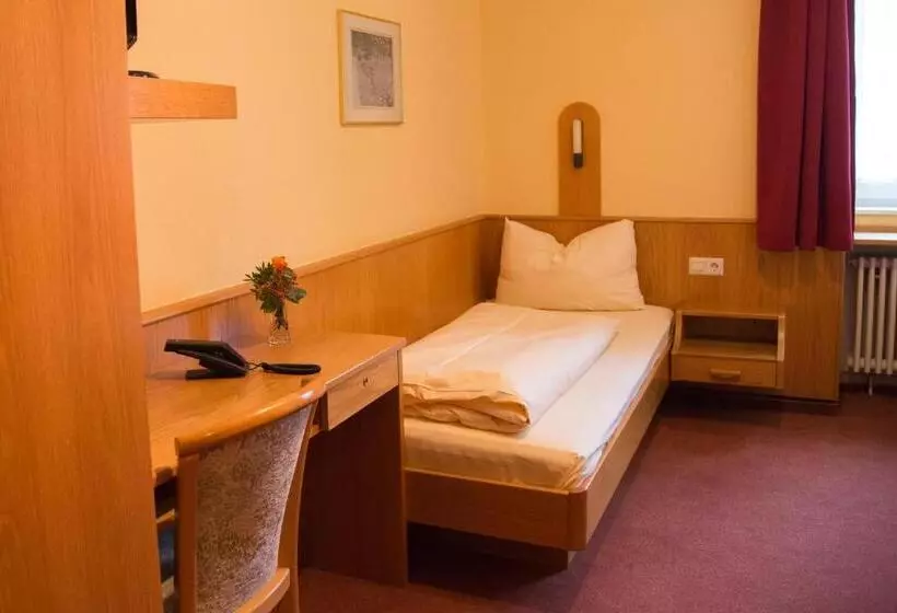 בית מלון כפרי Restaurant Löwen