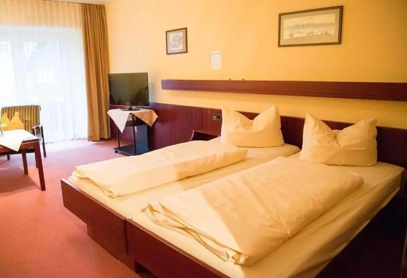 בית מלון כפרי Restaurant Löwen