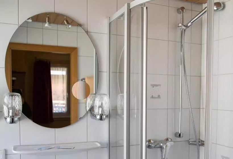 בית מלון כפרי Restaurant Löwen