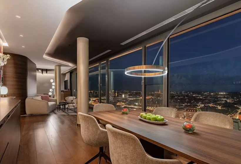 Hotell NH Collection Munchen Bavaria