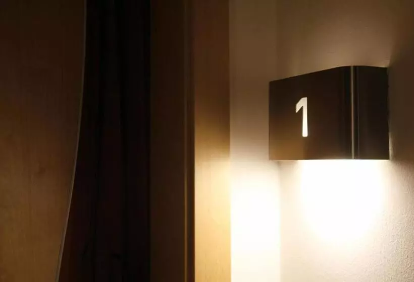 Отель Spitzberg Garni