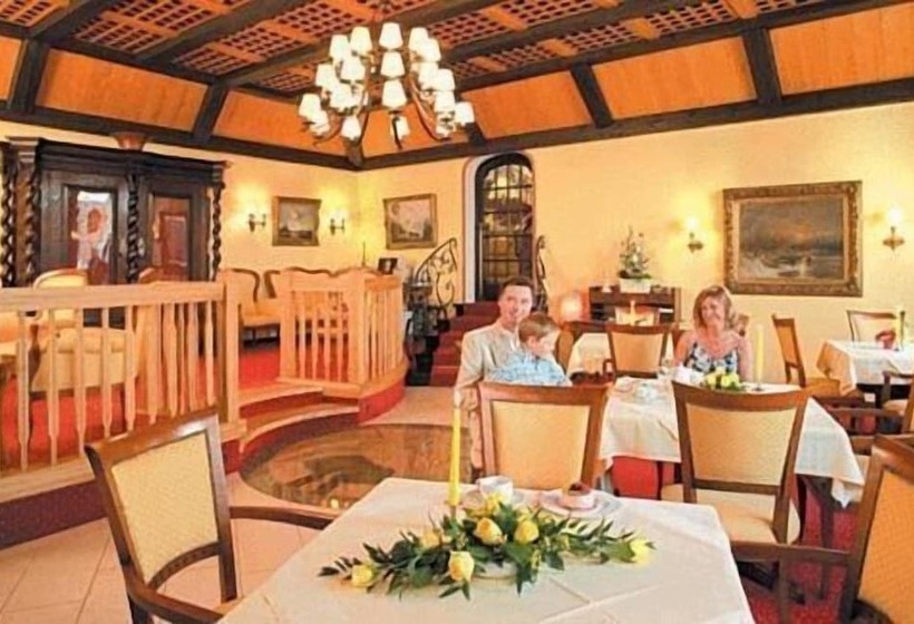 Wellness Privathotel Post An Der Therme