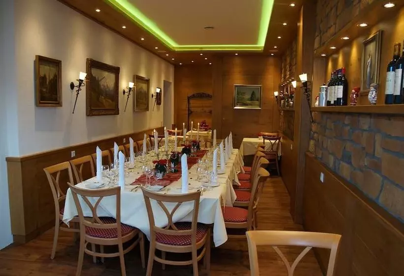 Wellness Privathotel Post An Der Therme