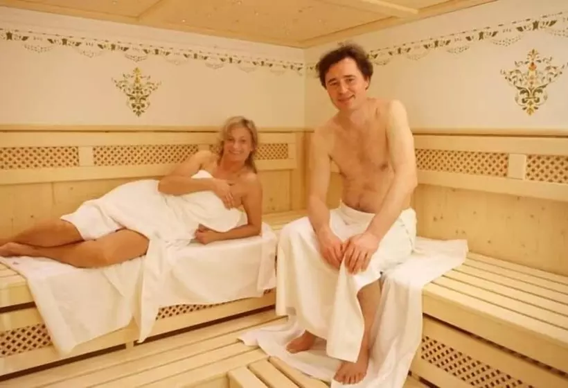 Wellness Privathotel Post An Der Therme