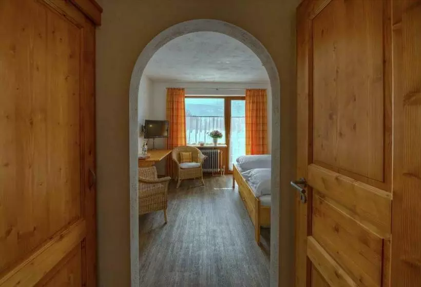 Отель Kur Und Ferien Alpenhof