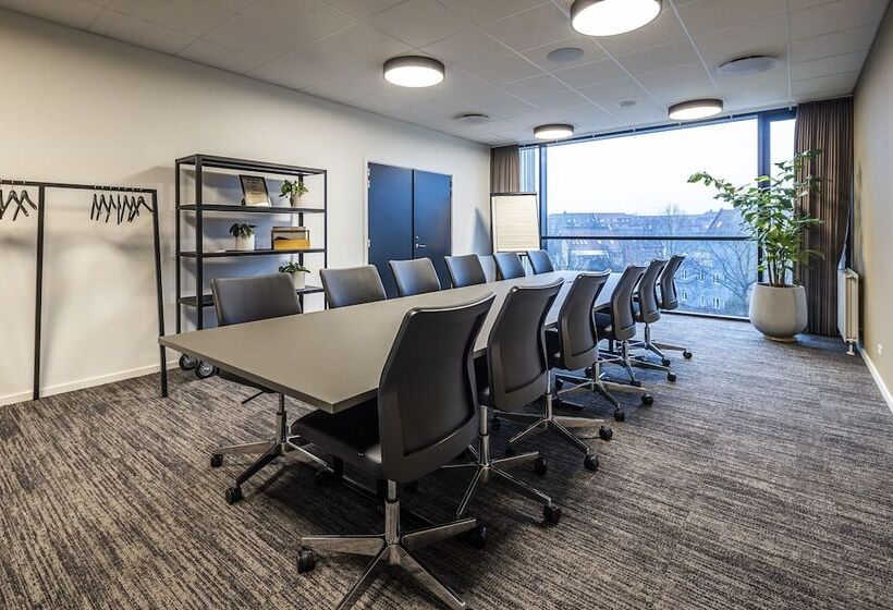 هتل Comwell H C Andersen Dolce By Wyndham