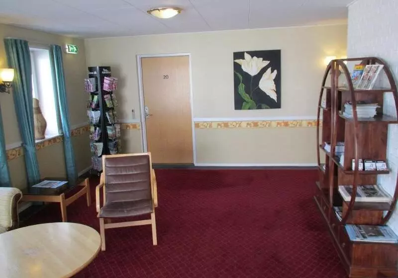 فندق Den Gamle Grænsekro Inn