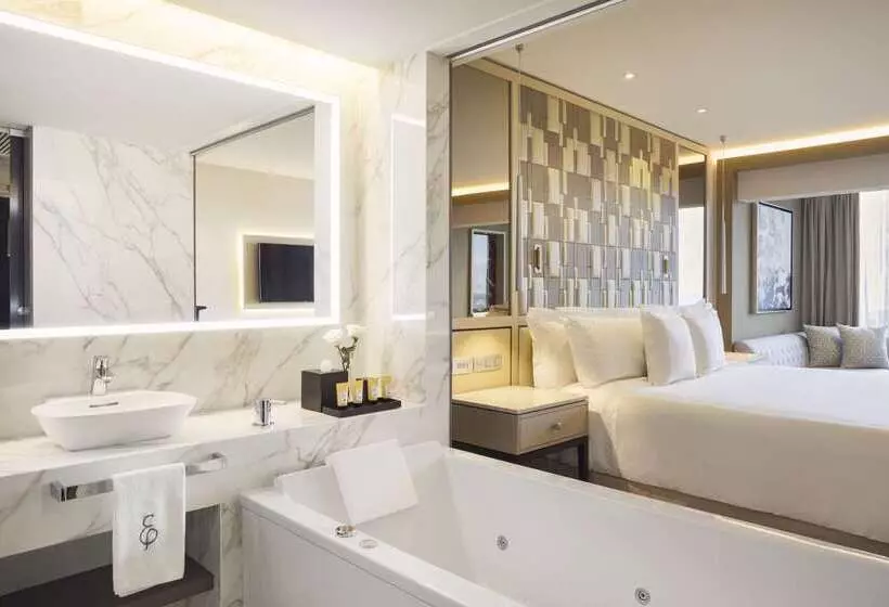 هتل El Embajador, A Royal Hideaway