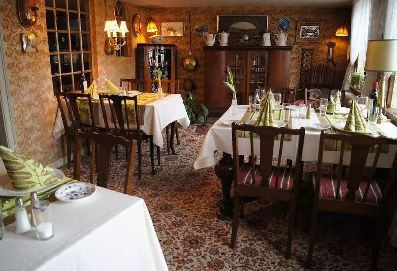 Отель Laasby Kro