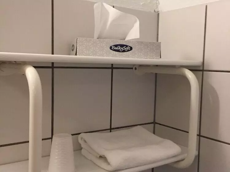 Отель Laasby Kro