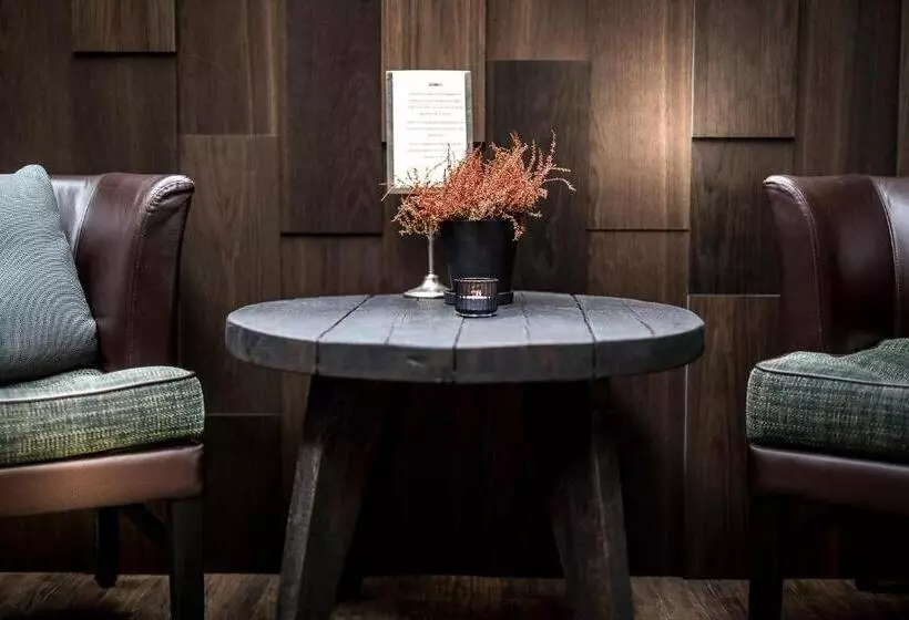 Отель Lautrup Park