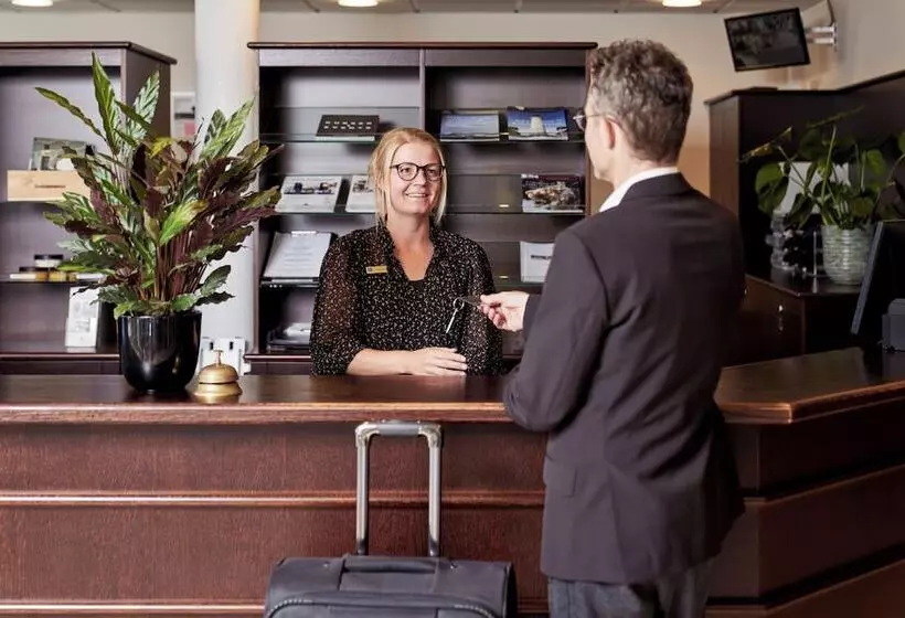 Montra Hotel Sabro Kro