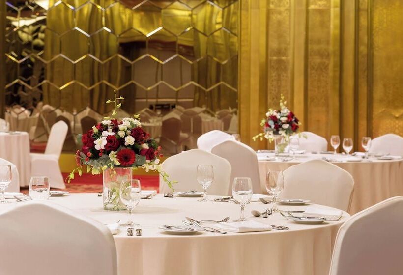 Hotel Sheraton Grand Doha Resort & Convention