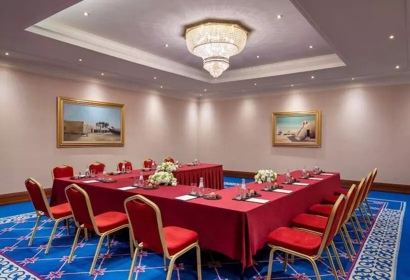 هتل Sheraton Grand Doha Resort & Convention
