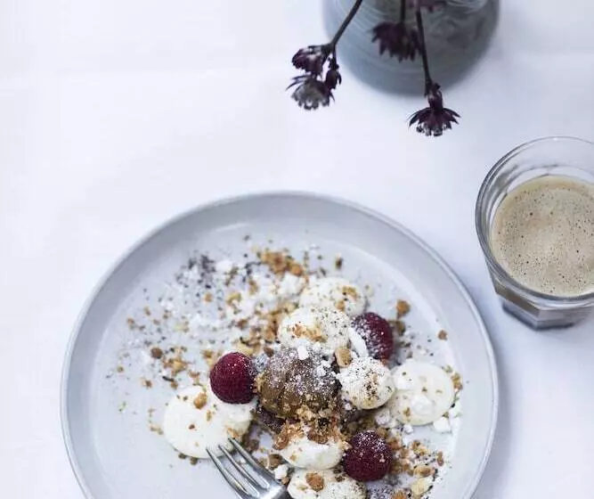 فندق Skjalm Hvide