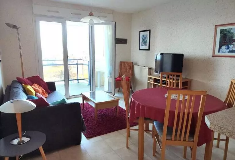 Appartement Vue Mer Exceptionnelle Avec Terrasse Et Parking à Trégastel 2 Chambres Fr 1 368 29