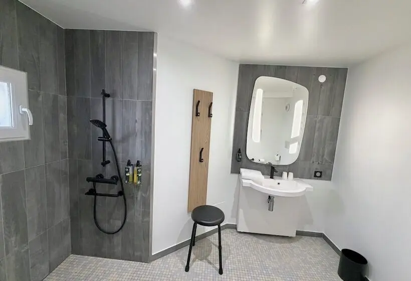 B&b Hotel Orléans Centre Foch