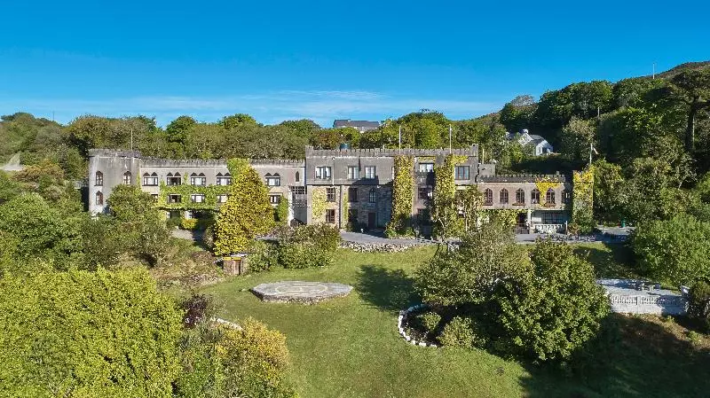 فندق Abbeyglen Castle