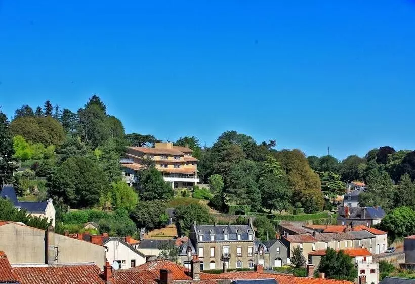 هتل Logis Hôtel De La Bruyere