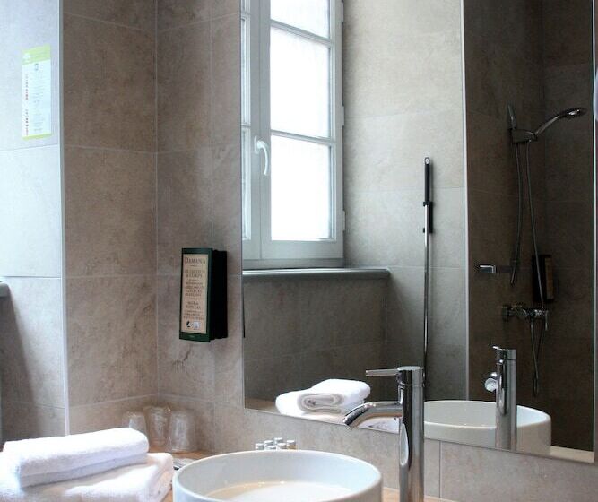 هتل Grand Hôtel Du Luxembourg & Spa