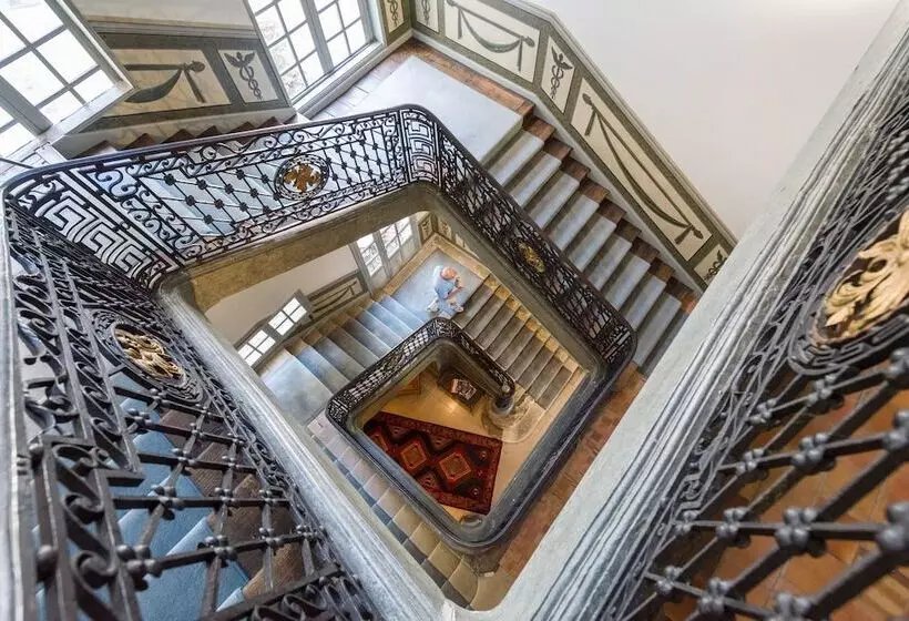 هتل Hôtel Anne D Anjou, The Originals Collection