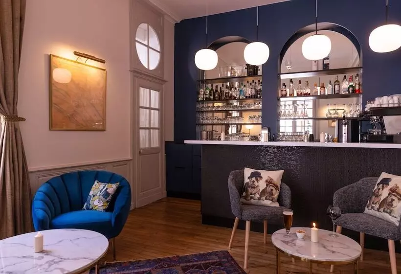 هتل Hôtel Anne D Anjou, The Originals Collection