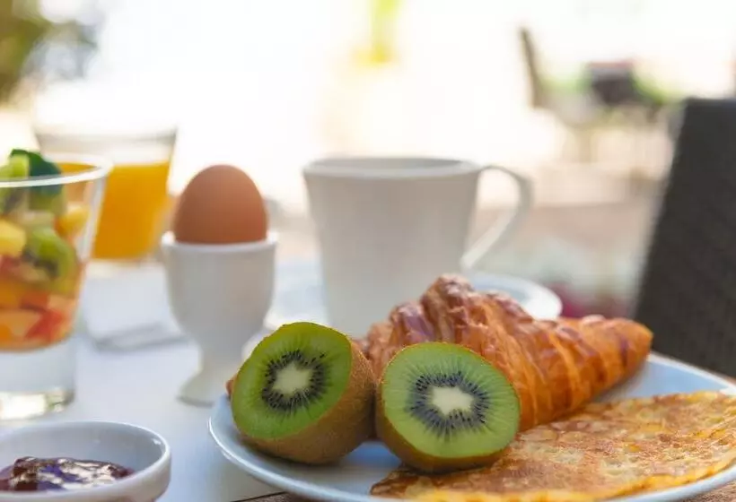 هتل Hôtel Anne D Anjou, The Originals Collection