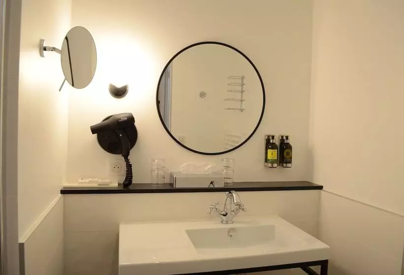 هتل Hôtel Anne D Anjou, The Originals Collection