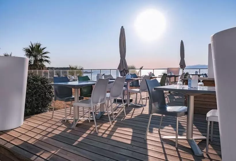 ホテル Hôtel Propriano Arena Bianca