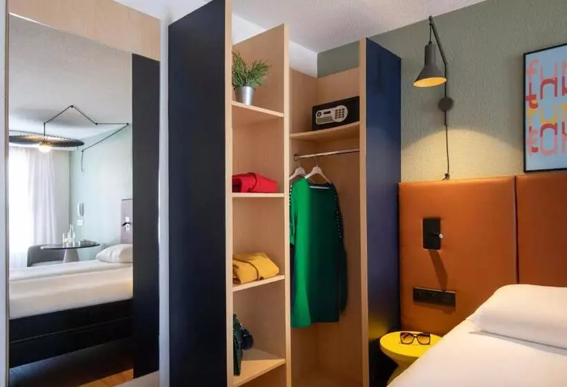 Отель Ibis Cannes Centre