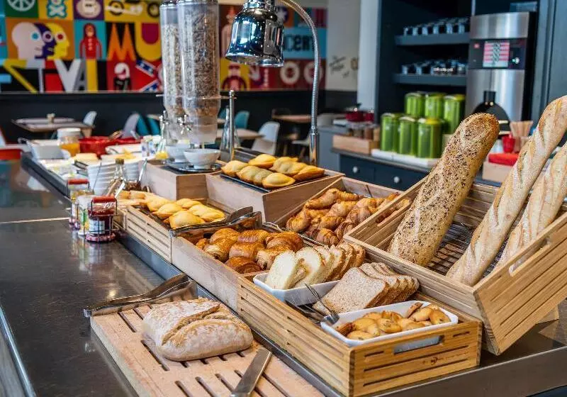 B&b Hotel Orléans Centre Foch