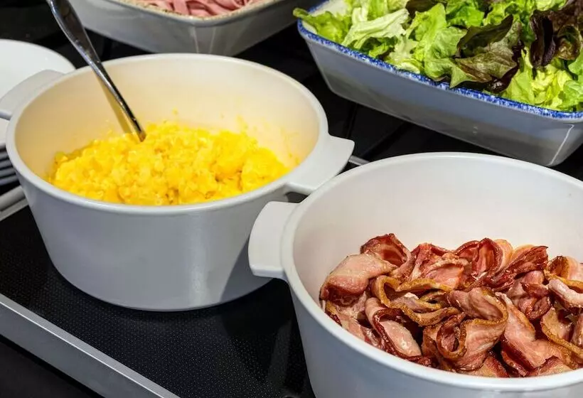 فندق Ibis Paris Rueilmalmaison