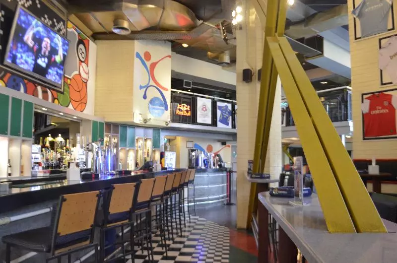 ホテル Le Méridien Abu Dhabi